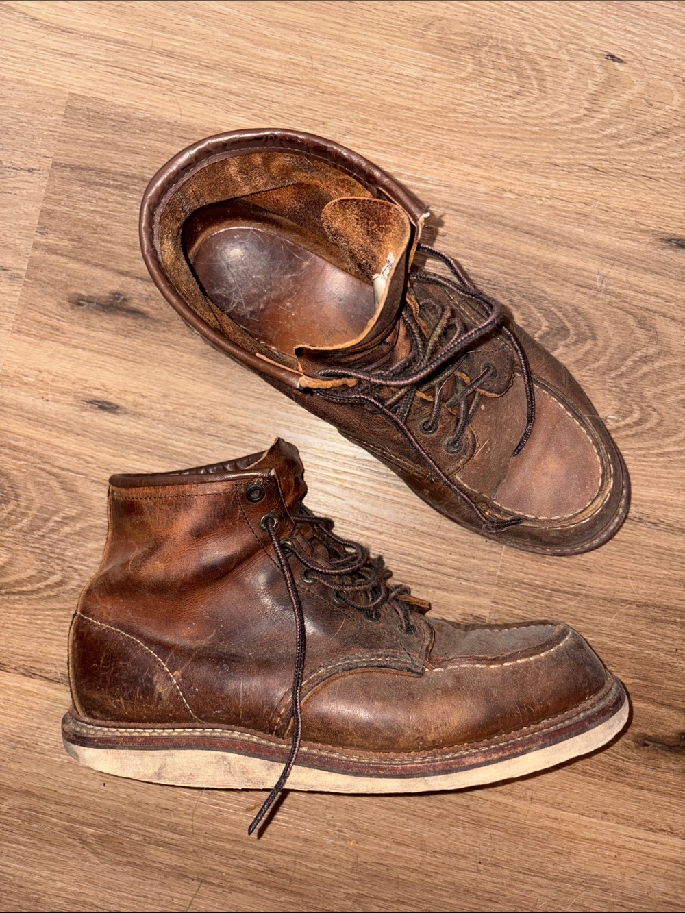 Men's Brown Leather Chukka Boots - Classic Lace-Up Chukka